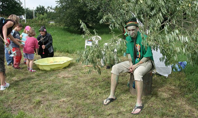 img00107.jpg