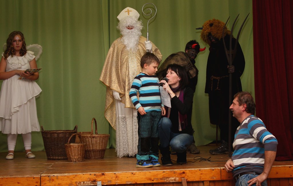 img00104.jpg