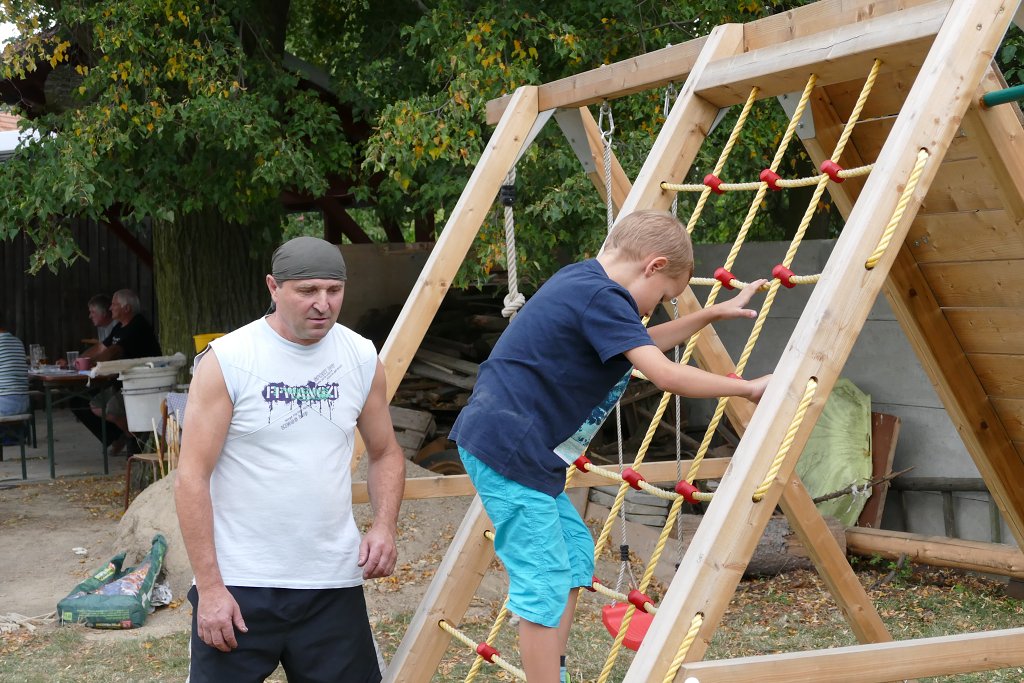 img00107.jpg