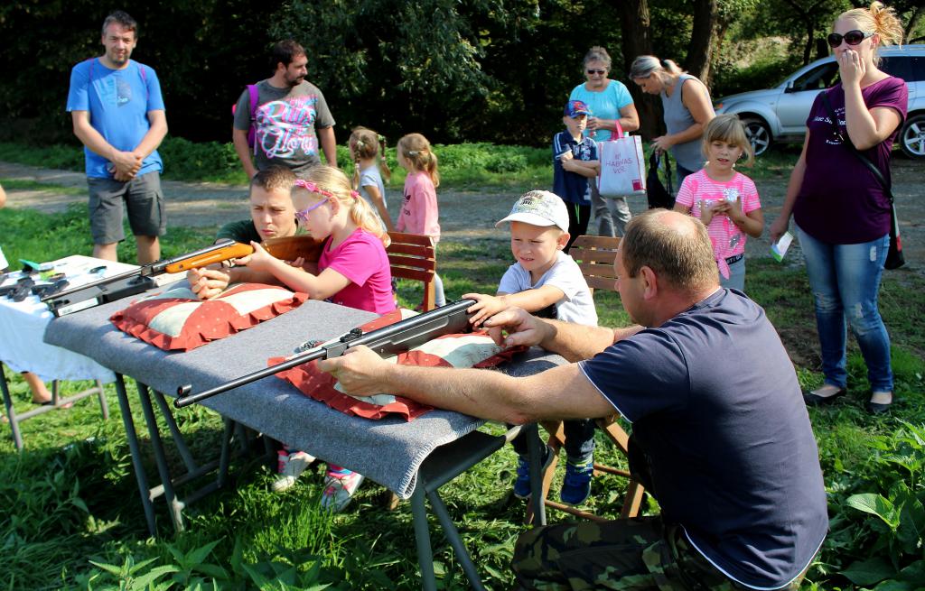 img00077.jpg