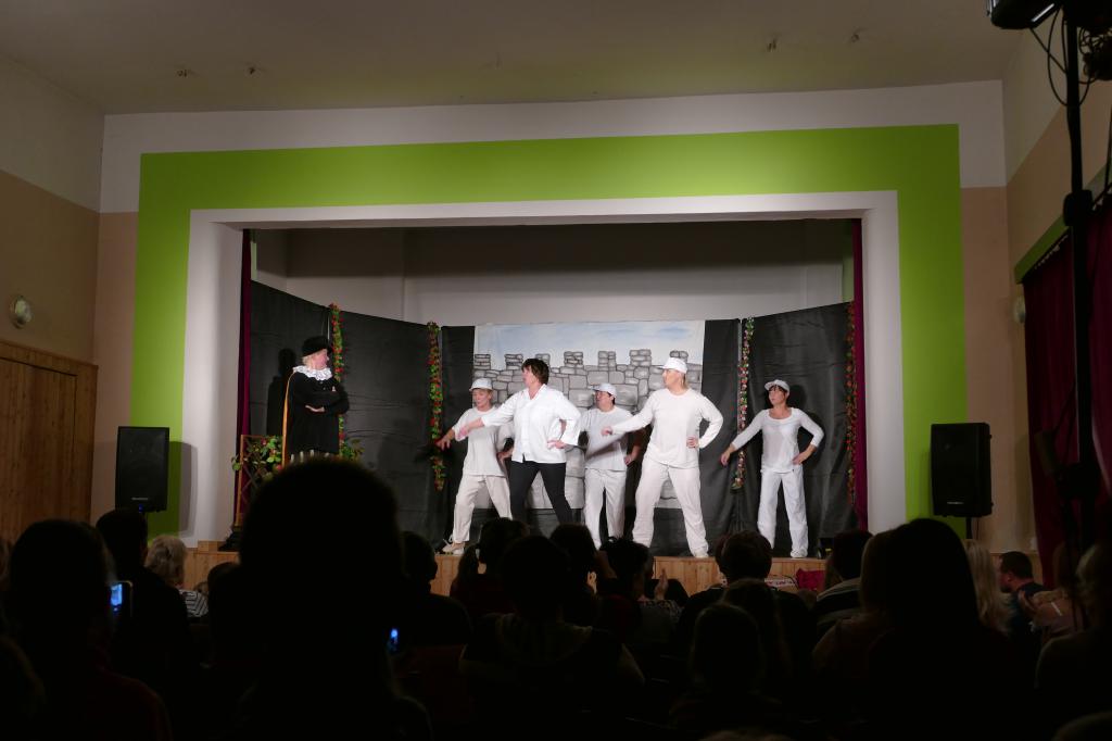 img00022.jpg