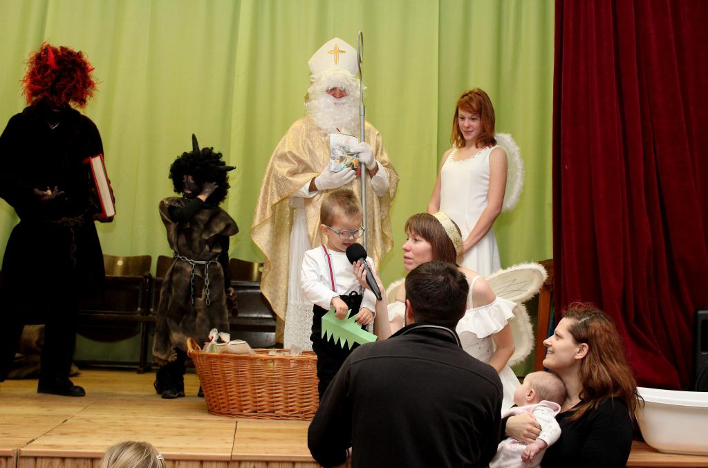 img00077.jpg