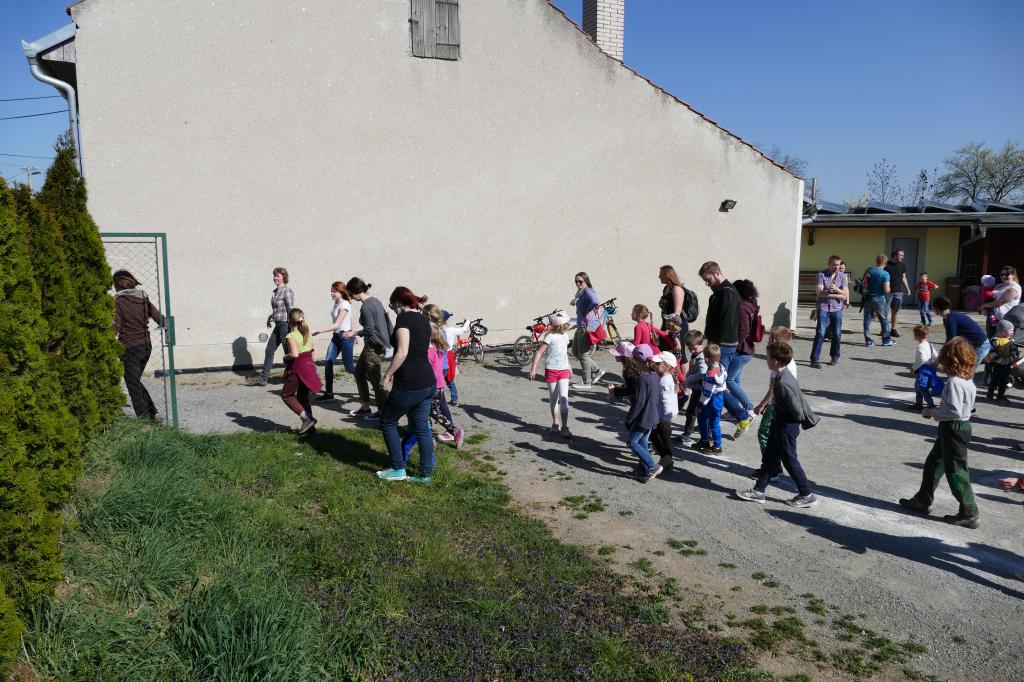 img00002.jpg