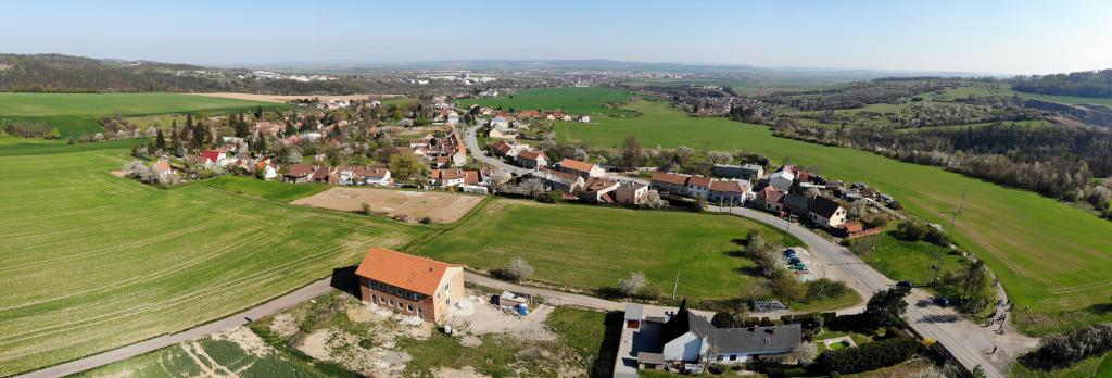 img00020.jpg