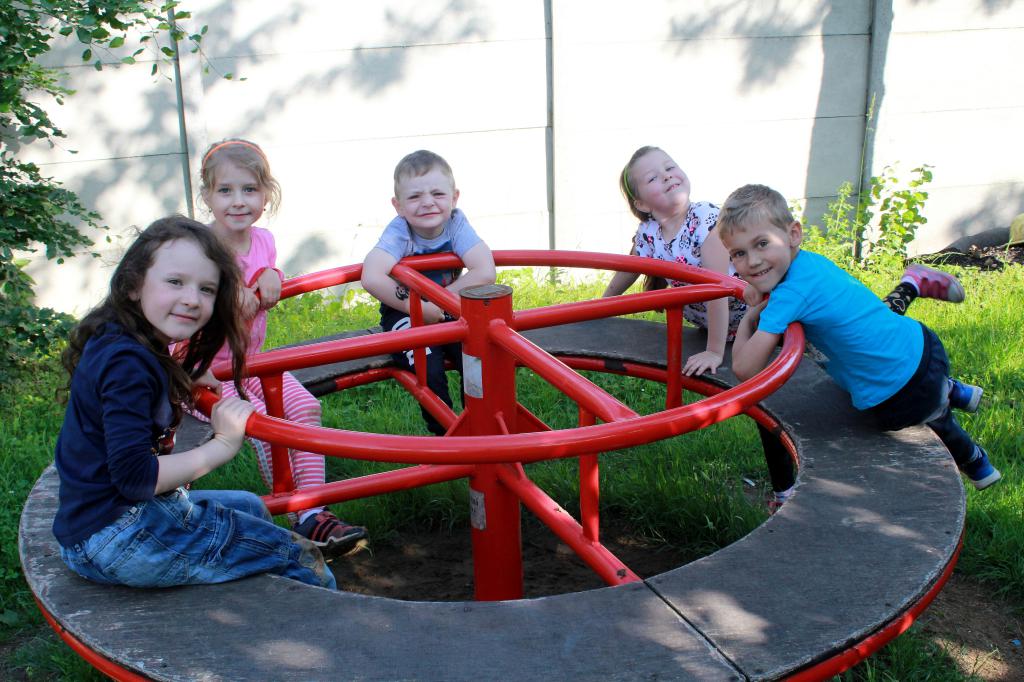 img00004.jpg