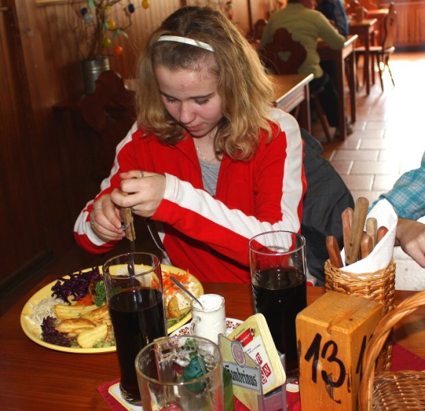 img00107.jpg