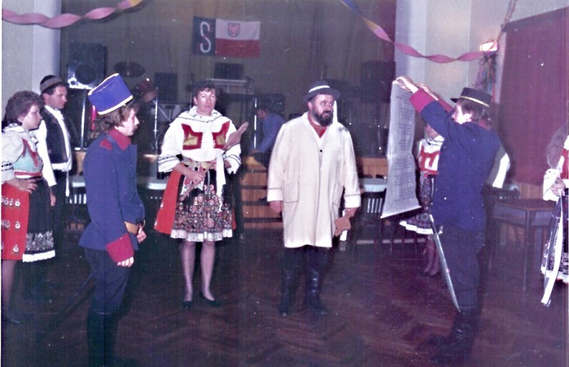img00002.jpg