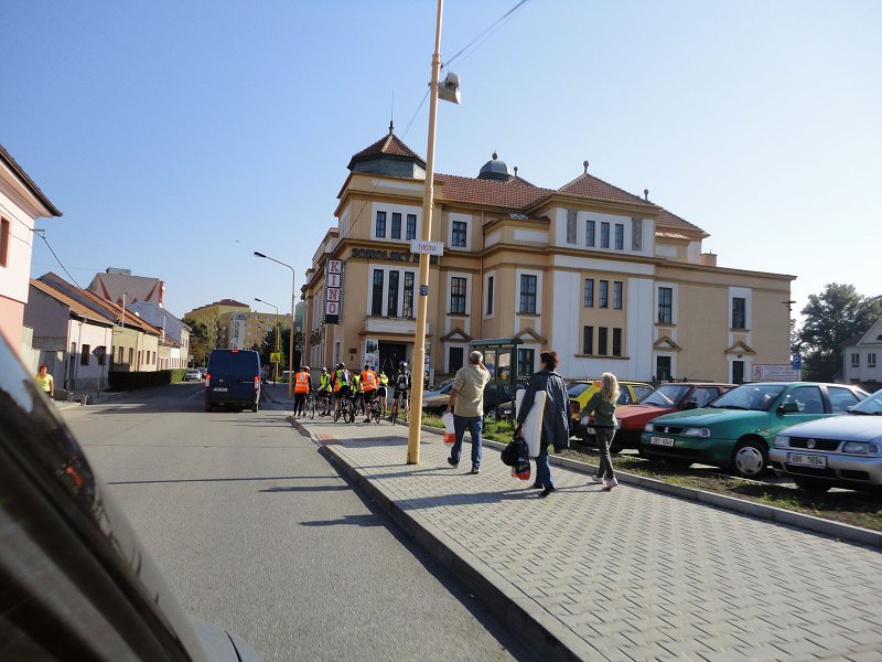 img00017.jpg